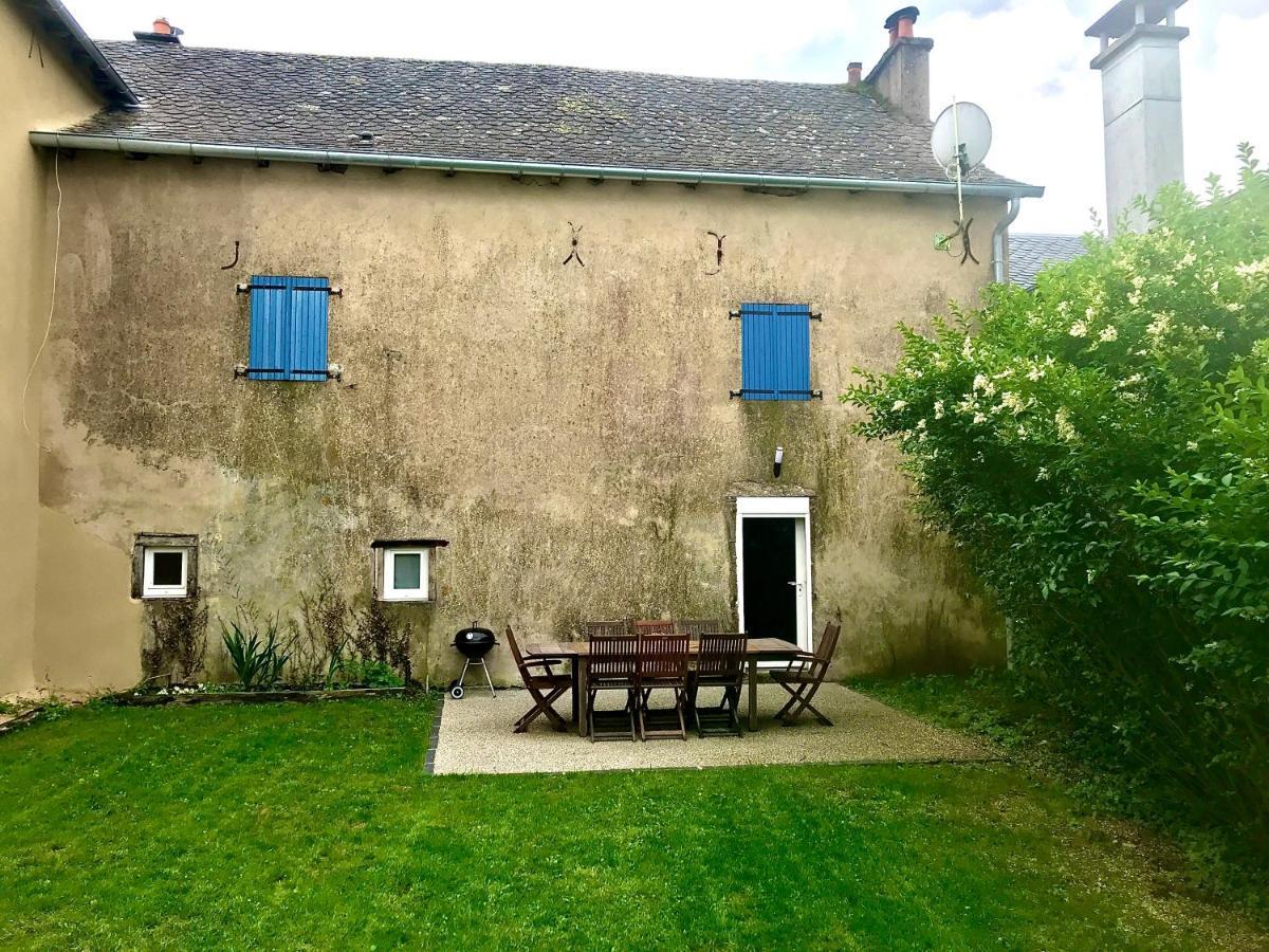 Le Quins Sans Quins - Calme Et Confort Esterno foto